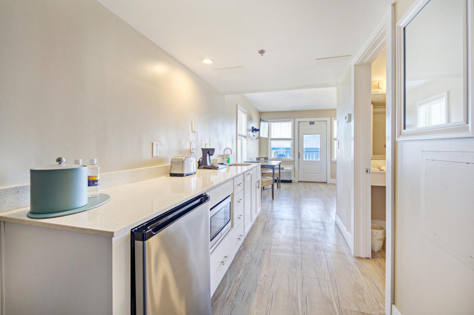 Ocean Front Suite Two Queen Beds Balcony