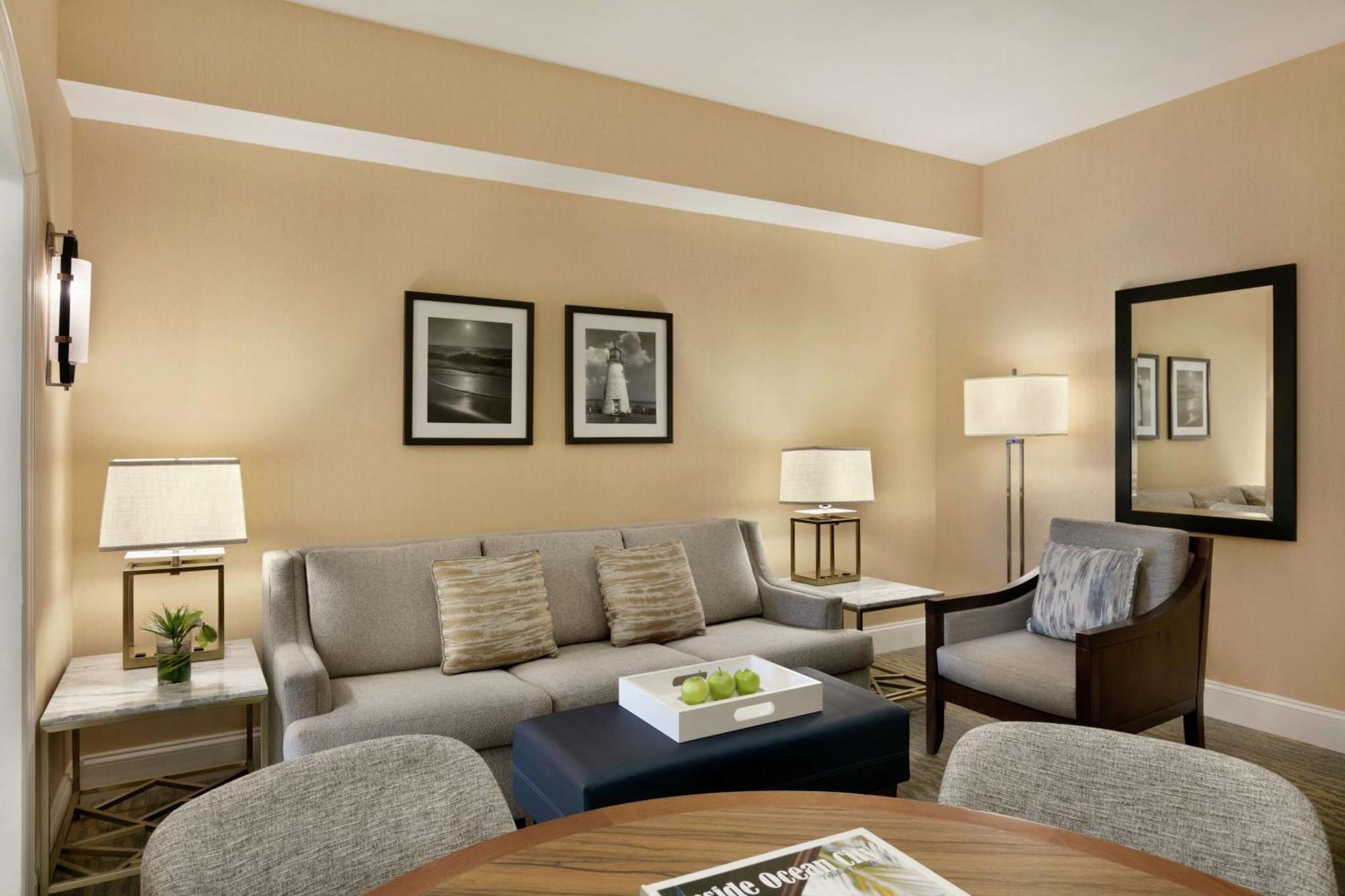 Queen Suite Two Queen Beds Oceanfront