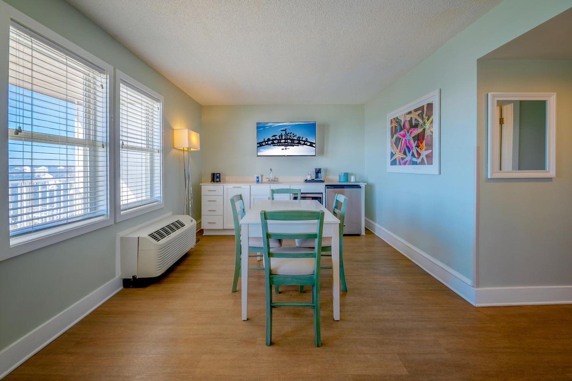 Queen Suite Sea View