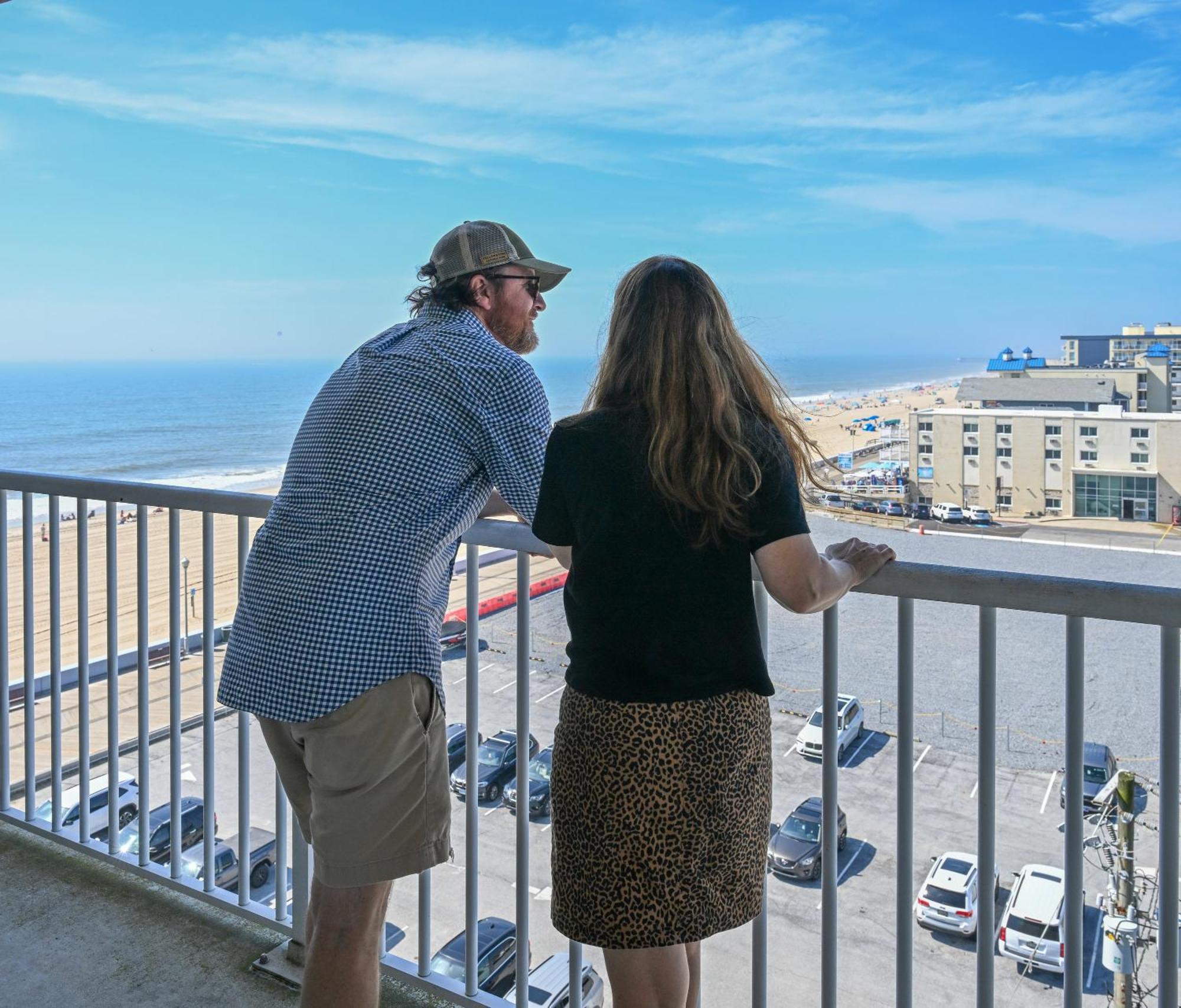 Efficiency King Oceanview Balcony