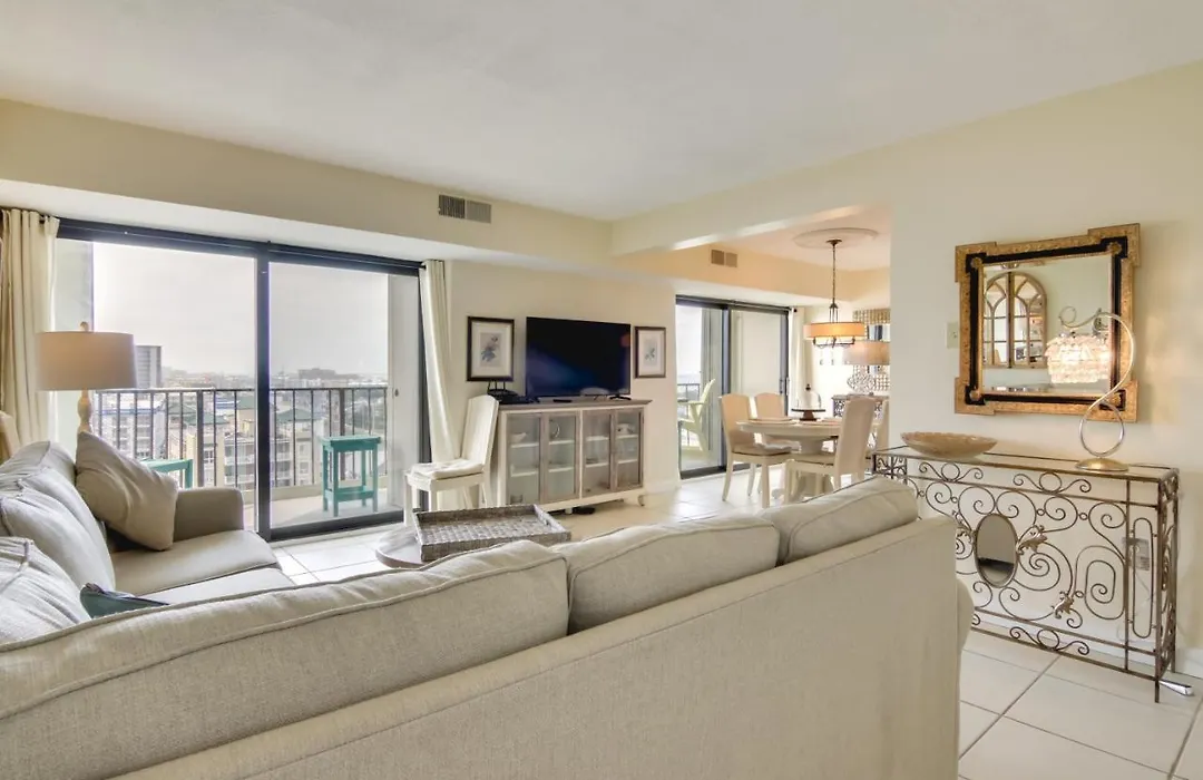 Beachfront Ocean City Condo With Pool And Views!-1