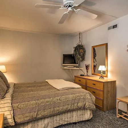 Walk To The Beach Ocean City Condo With Balcony-2
